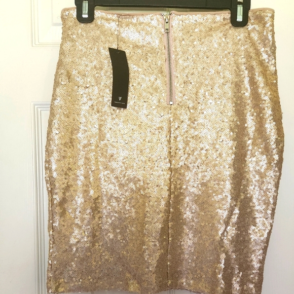 Trendy party sequin skirt - Picture 2 of 4